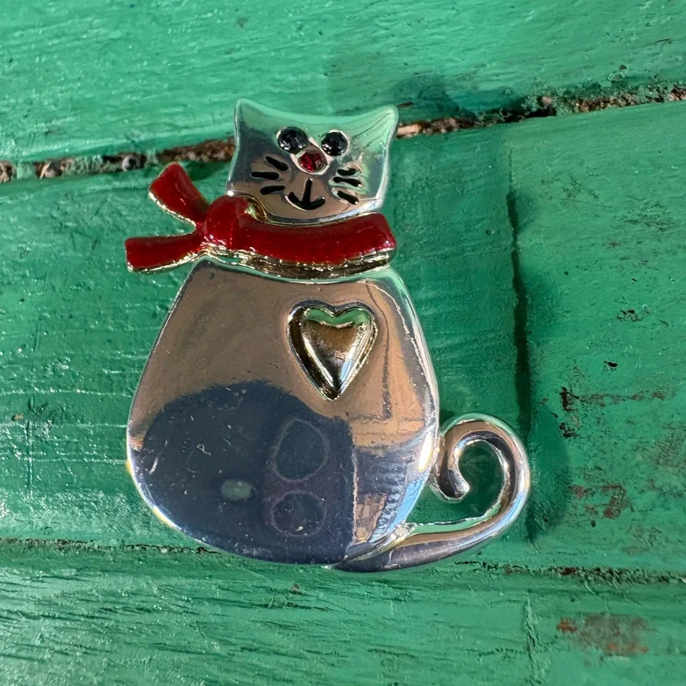 Charming Silver Cat Brooch with Red Scarf